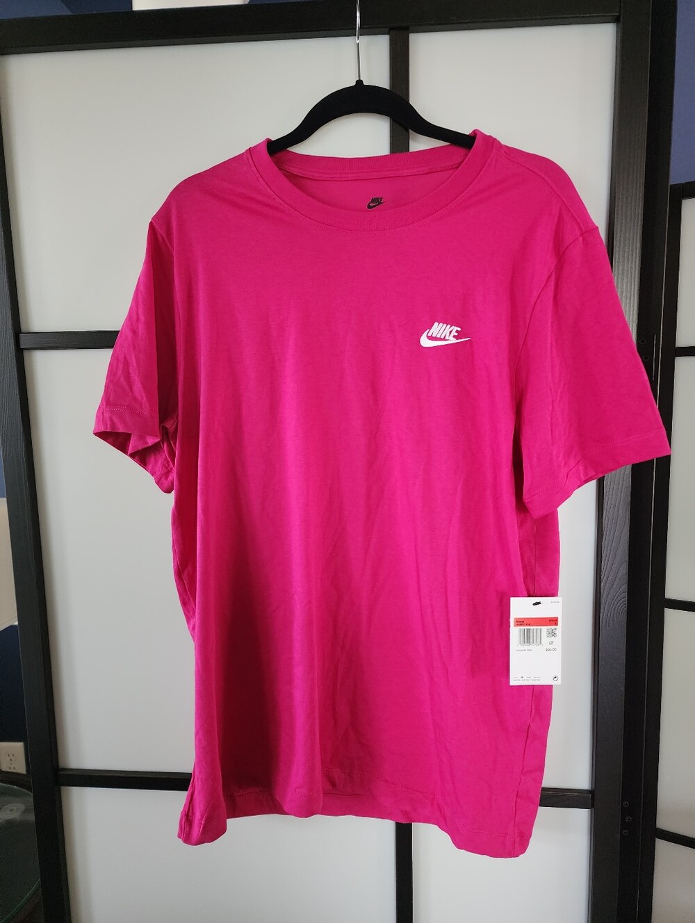 Nike Short Sleeve Crew T-Shirt in Fuschia with White Logo, Men's Large